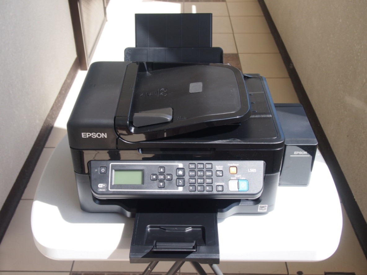 Epson L565